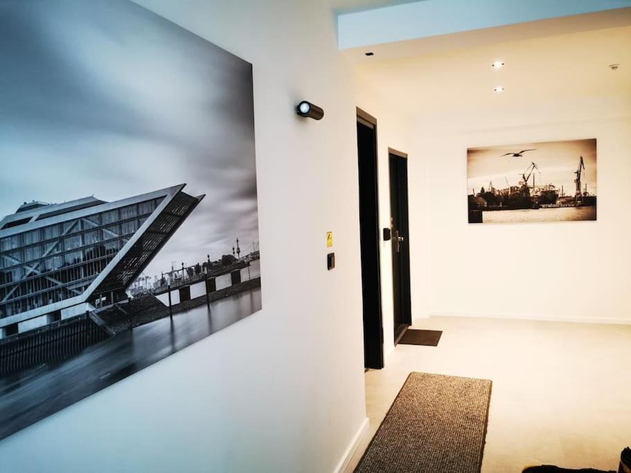 Hh 03 By Rockchair - Superhost Status - Modernes Apartment Mit Sonnigem Balkon & Premium Boxspringbetten In Winterhude - Hamburg Top Geheimtipp Esterno foto