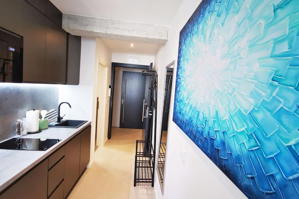 Hh 03 By Rockchair - Superhost Status - Modernes Apartment Mit Sonnigem Balkon & Premium Boxspringbetten In Winterhude - Hamburg Top Geheimtipp Esterno foto