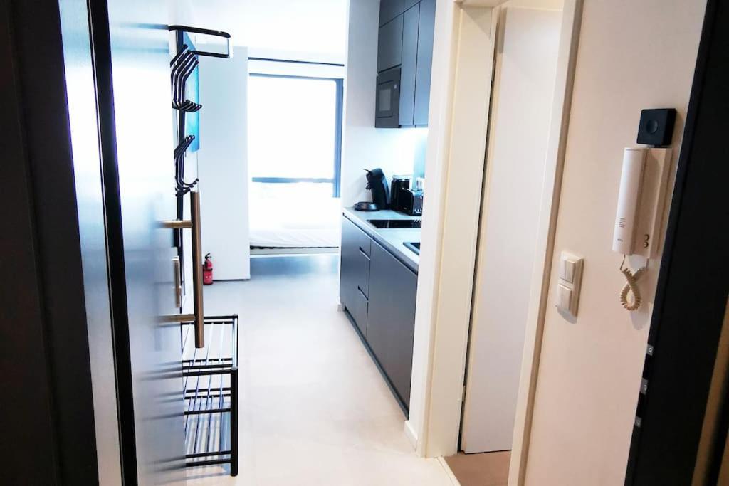 Hh 03 By Rockchair - Superhost Status - Modernes Apartment Mit Sonnigem Balkon & Premium Boxspringbetten In Winterhude - Hamburg Top Geheimtipp Esterno foto