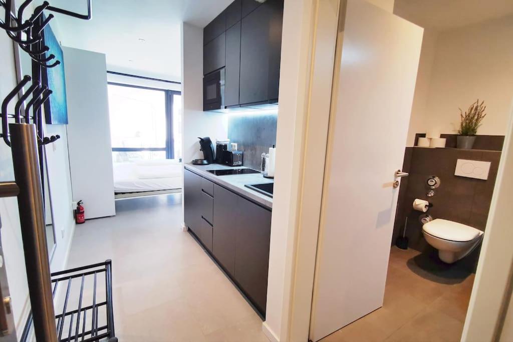 Hh 03 By Rockchair - Superhost Status - Modernes Apartment Mit Sonnigem Balkon & Premium Boxspringbetten In Winterhude - Hamburg Top Geheimtipp Esterno foto