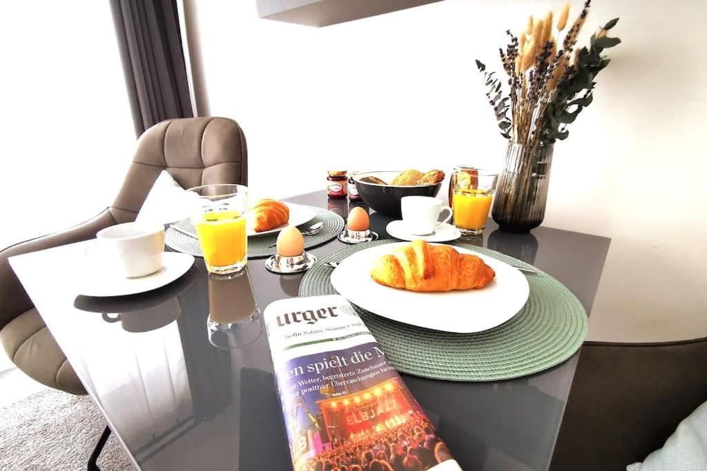 Hh 03 By Rockchair - Superhost Status - Modernes Apartment Mit Sonnigem Balkon & Premium Boxspringbetten In Winterhude - Hamburg Top Geheimtipp Esterno foto