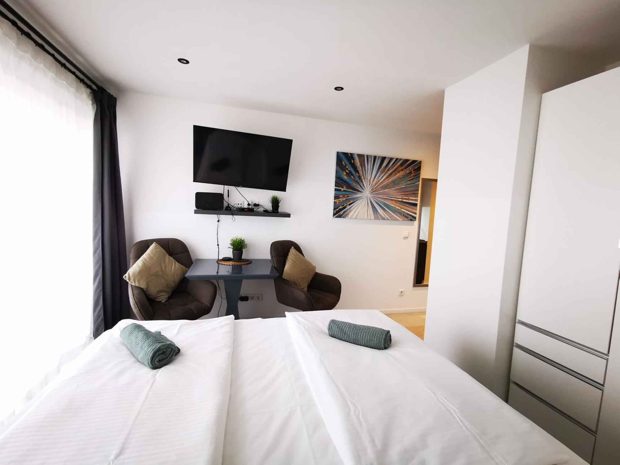 Hh 03 By Rockchair - Superhost Status - Modernes Apartment Mit Sonnigem Balkon & Premium Boxspringbetten In Winterhude - Hamburg Top Geheimtipp Esterno foto