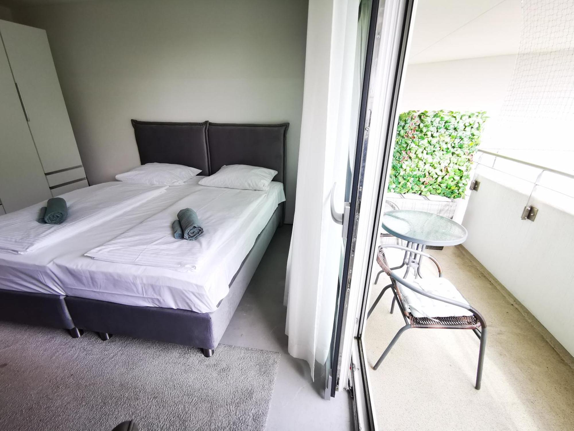 Hh 03 By Rockchair - Superhost Status - Modernes Apartment Mit Sonnigem Balkon & Premium Boxspringbetten In Winterhude - Hamburg Top Geheimtipp Esterno foto
